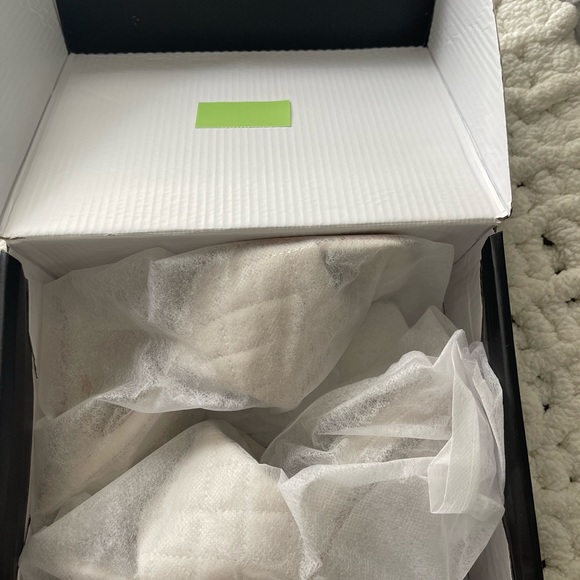 Fashion nova (You’ve been waiting ) Quilted Heels - Picture 3 of 6